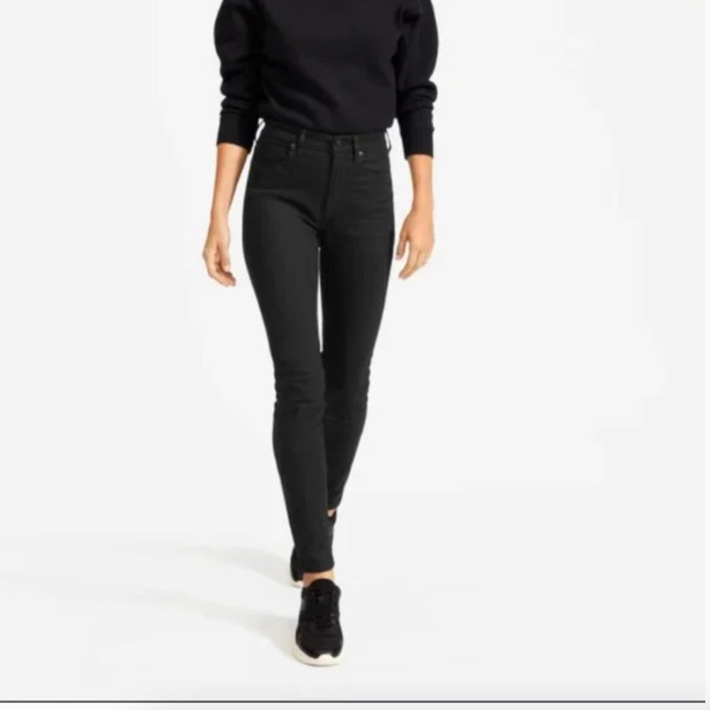 Everlane Slim High-Rise Skinny Jeans in Black